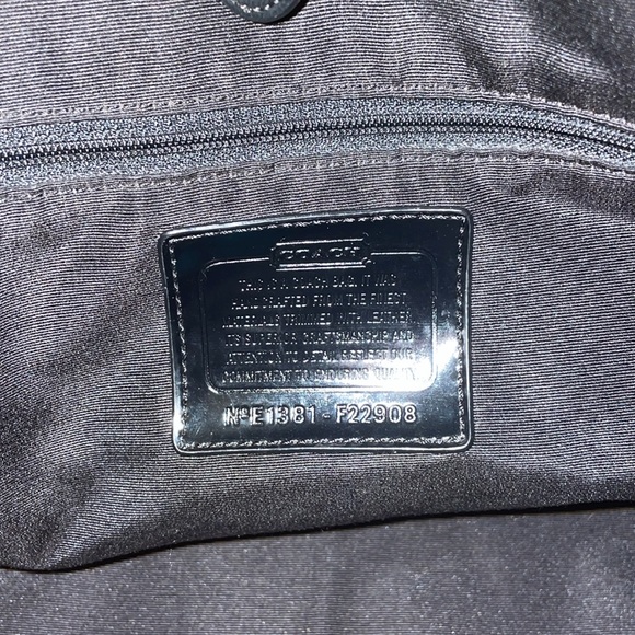 Coach Shoulder Bag - Picture 10 of 13